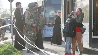 Evacuados de Mariupol