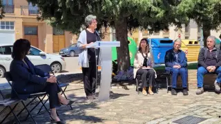 La directora general de Patriomonio Cutural, Marisancho Menjón, acudió al acto, junto a la alcaldesa de Ejea de los Caballeros, Teresa Ladrero.