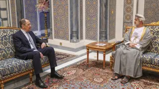 Sergei Lavrov, ministro de Exteriores ruso, en su visita a Omán este miércoles.
