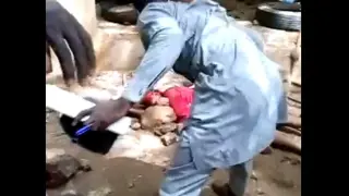 Captura del vídeo donde se ve cómo golpean y matan a la estudiante.