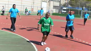 La jornada deportiva para personas sin hogar se ha celebrado en el centro deportivo municipal La Granja.