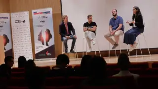 Antonio Soriano, de Mobility City; Pablo Fernández, de Clicars; Manuel Gil, de Bolt;y Mar Alarcón, de SocialCar.