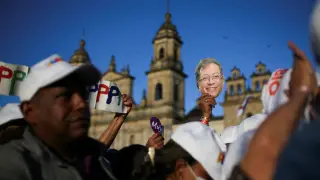 Candidato presidencial colombiano Petro realiza mitin de cierre de campaña en Bogotá