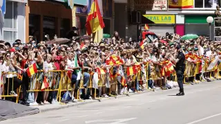 Día de las Fuerzas Armadas en Huesca este sábado, en imágenes