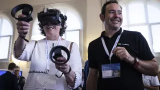 A través de la realidad virtual el aprendizaje es más práctico y la experiencia también se 'gamifica', haciéndolo más divertido