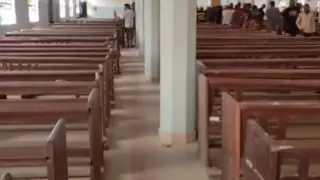 Interior de la iglesia atacada en Nigeria