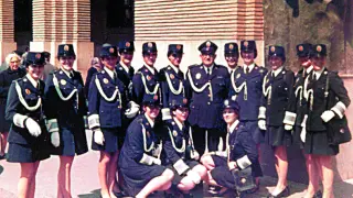 La primera promoción femenina de la Policía de Zaragoza en 1972.