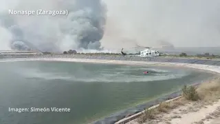 El incendio declarado el jueves en Nonaspe, Zaragoza, ha arrasado ya más de 1.200 hectáreas de monte y campos de cultivo