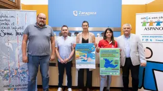 Presentación de 'Brazadas solidarias' que recaudará fondos para Aspanoa.