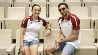 La nadadora María Delgado y el judoca Sergio Ibáñez se preparan en el Centro de Alto Rendimiento de Madrid