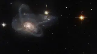 Imagen de la galaxia CGCG 396-2 captada por el telescopio Hubble