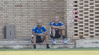 Manu Molina y Víctor Mollejo, durante el partido del pasado miércoles ante el Aragón, en el que no se estrenaron como zaragocistas.