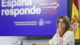 Teresa Ribera, ministra de Transición Ecológica, anuncia el plan de ahorro energético.