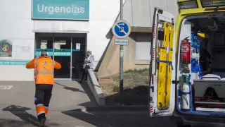 Entrada de Urgencias del Hospital Royo Villanova de Zaragoza.