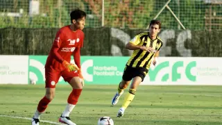 Iván Azón, en el partido jugado ante el Al Shabab saudí en Marbella hace 25 días.