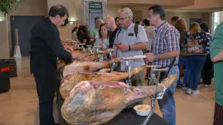 'Ruta del sabor' en la Feria del Jamón de Teruel
