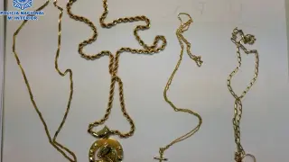 Algunas de las joyas robadas