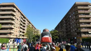 Fiestas del Pilar 2022: el Tragachicos en La Almozara.