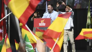 Santiago Abascal presenta el documento "España decide" con motivo de la fiesta del partido, Viva 22, en Madrid