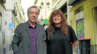 Iñaki Gabilondo e Isabel Coixet, moderador y contertulia en ‘¿Qué diablos es España?’.