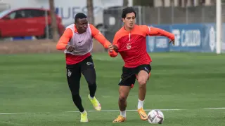 Soko y Hugo Anglada, durante el entrenamiento del miércoles.