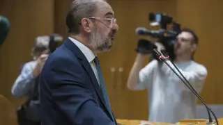 Javier Lambán, presidente de Aragón, durante su intervención en el pleno, este jueves.