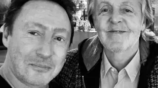 Julian Lennon y Paul McCartney
