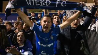 La afición del Utebo apoyó a los suyos hasta el final en el partido frente al Mérida.