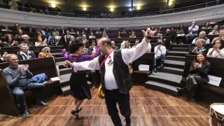 Baile de apertura del Congreso de Danza en el Paraninfo de Zaragoza.