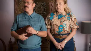Javier Gutiérrez y Carmen Machi en la nueva película de Nacho G. Velilla, 'Mañana es hoy'.