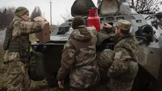 Militares prorusos en una región de Donetsk