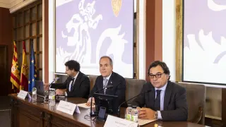 La Junta de Accionistas del Real Zaragoza se ha celebrado en la Cámara de Comercio.