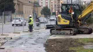Inicio de las obras de reforma de un tramo de la avenida de Cataluña de Zaragoza.