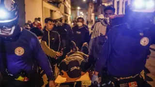 Enfrentamientos entre policías y manifestantes en Lima