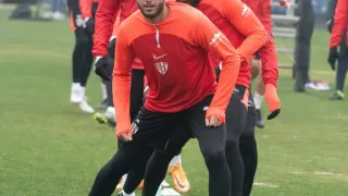 Jérémy Blasco, defensa de la SD Huesca, durante un entrenamiento.
