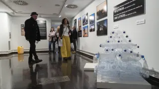 Inauguración de la exposición 'El valor del agua' del fotoperiodista Jesús Antoñanzas