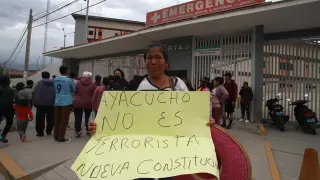 Suben a nueve los fallecidos en primer día del estado de emergencia de Perú