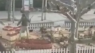 Un hombre destroza el belén de Calahorra.