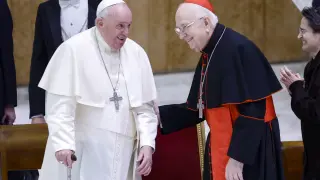 El Papa Francisco junto al Cardenal Fernando Vergez Alzaga hoy.
