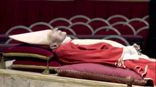El cuerpo del papa emérito Benedicto XVI ya descansa en la Basílica de San Pedro
