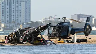 Dos helicópteros chocan en la costa este de Australia causando 4 muertos.