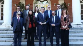 Pedro Sánchez recibe al presidente de la Social Economy Europe.