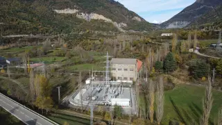 Vista aérea de la nueva subestación eléctrica de Biescas.