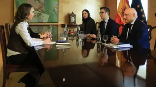 El ministro de la Presidencia, se reúne con la portavoz del PP, Cuca Gamarra
