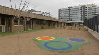 Exterior de la nueva escuela infantil de Parque Venecia