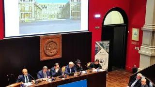 La mesa que abrió los debates. De izquierda a derecha: Borja Cardelús, Laurente Brunner, Ignacio García-Belenguer, Luis Calvo y Pablo Álvarez de Eulate.