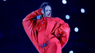Football - NFL - Super Bowl LVII - Half-Time Show - State Farm Stadium, Glendale, Arizona, United States - February 12, 2023 Rihanna performs during the halftime show REUTERS/Brian Snyder FOOTBALL-NFL-SUPERBOWL/HALFTIME
