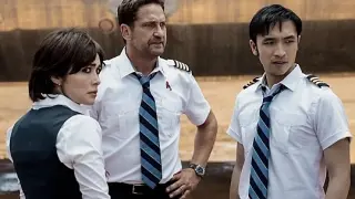 Gerard Butler (centro), en una secuencia de 'El piloto'.