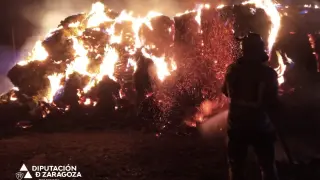 Incendio en una nave de Tauste