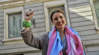 La ley trans sale adelante pese a las diferencias de PSOE y UP sobre menores
